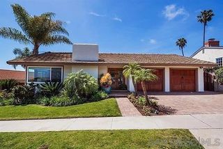 5512 Candlelight Dr, La Jolla, CA 92037