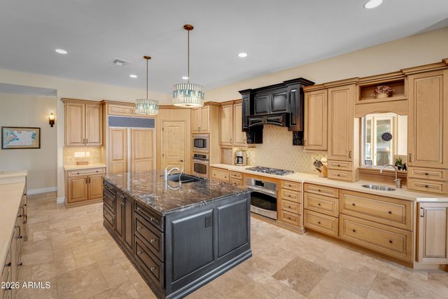 11233 E DEL TIMBRE Drive, Scottsdale, AZ 85259