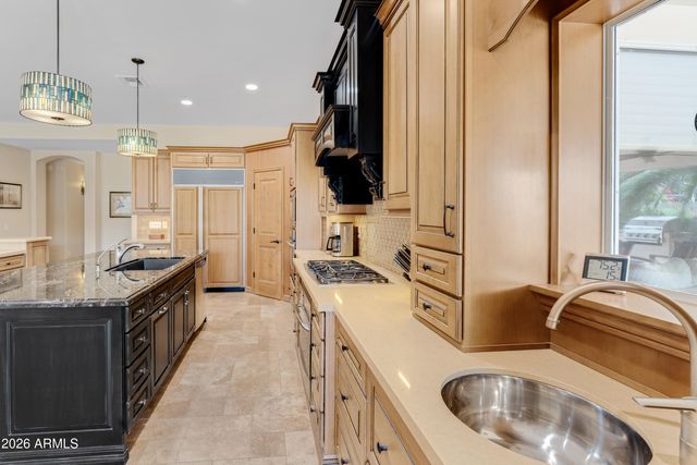 11233 E DEL TIMBRE Drive, Scottsdale, AZ 85259