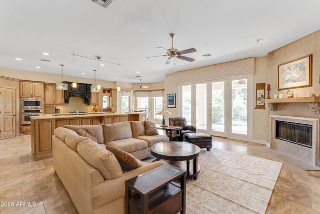 11233 E DEL TIMBRE Drive, Scottsdale, AZ 85259