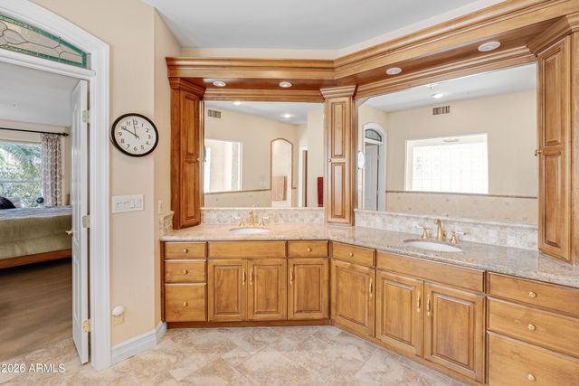 11233 E DEL TIMBRE Drive, Scottsdale, AZ 85259