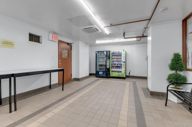 61-20 Grand Central Parkway A208, Forest Hills, NY 11375