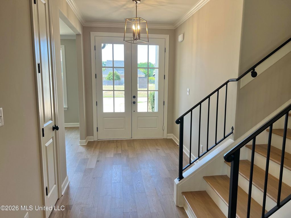8058 Old Addison Drive, Olive Branch, MS 38654 — photo 2