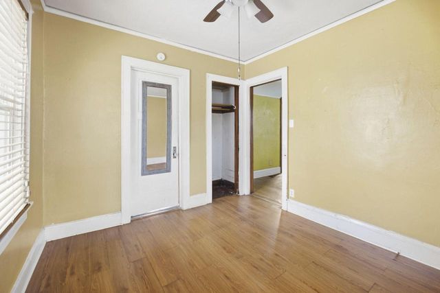 4044 N 40th STREET, Milwaukee, WI 53216