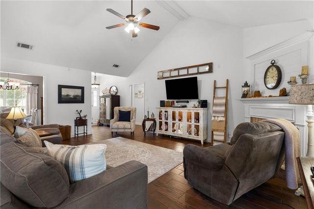 1980 Ark Drive E, Semmes, AL 36575