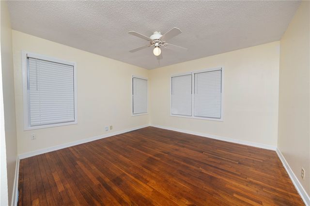 622 Deforrest Dr, Corpus Christi, TX 78404