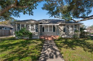 622 Deforrest Dr, Corpus Christi, TX 78404