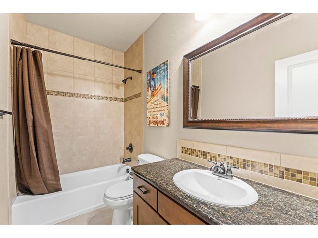 7258 Spanish Bay Dr, Windsor, CO 80550