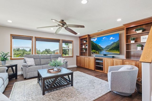 7616 Jayhawk, Jurupa Valley, CA 92509