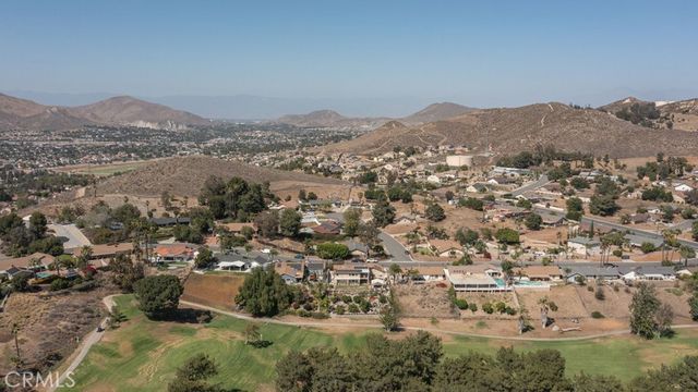 7616 Jayhawk, Jurupa Valley, CA 92509