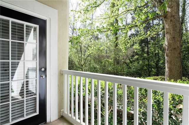 1128 Westchester Ridge NE, Brookhaven, GA 30319