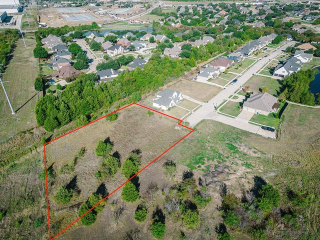 210 Caprock, Sunnyvale, TX 75182