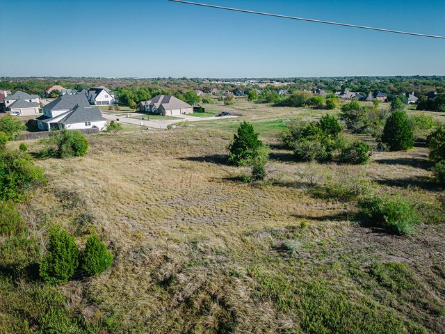210 Caprock, Sunnyvale, TX 75182