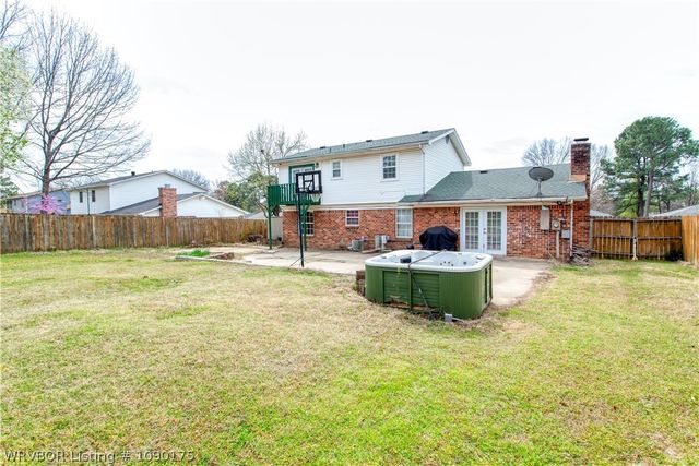 6307 S Atlanta Street, Fort Smith, AR 72903