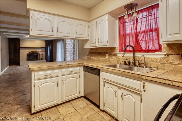 6307 S Atlanta Street, Fort Smith, AR 72903