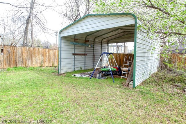 6307 S Atlanta Street, Fort Smith, AR 72903