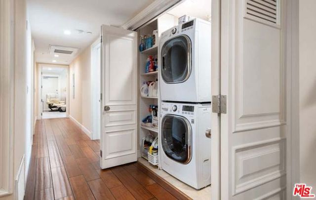 918 S Wooster Street 2, Los Angeles, CA 90035