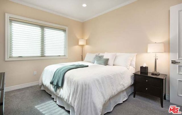 918 S Wooster Street 2, Los Angeles, CA 90035