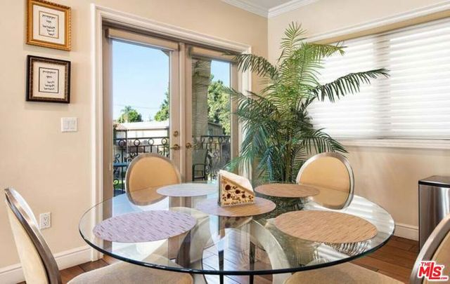 918 S Wooster Street 2, Los Angeles, CA 90035