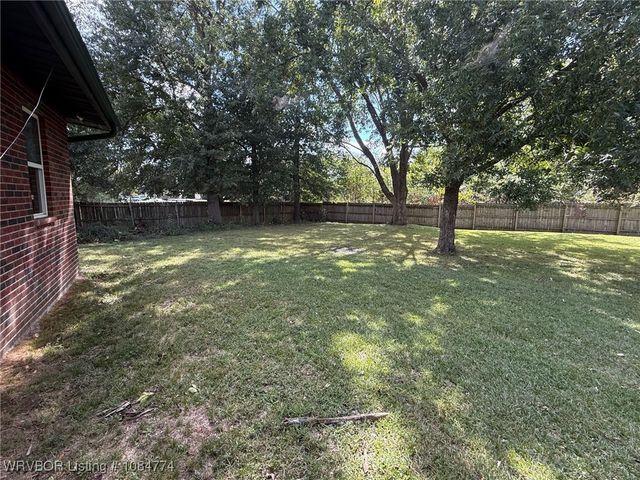 1119 Westgate Circle, Booneville, AR 72927