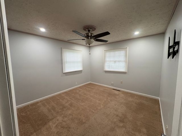 11071 E Fisher Road, Rochelle, IL 60168