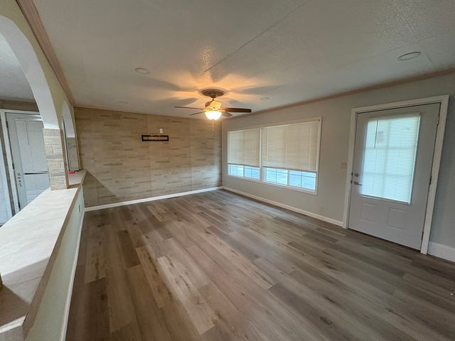 11071 E Fisher Road, Rochelle, IL 60168