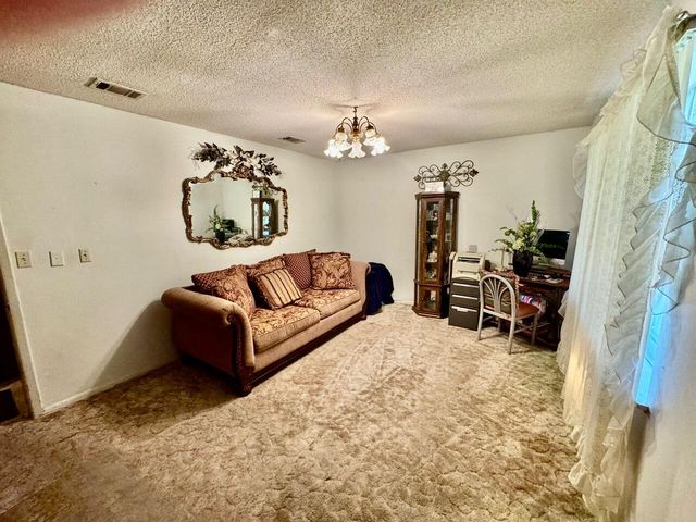 112 Oglesby Avenue, Crestview, FL 32536