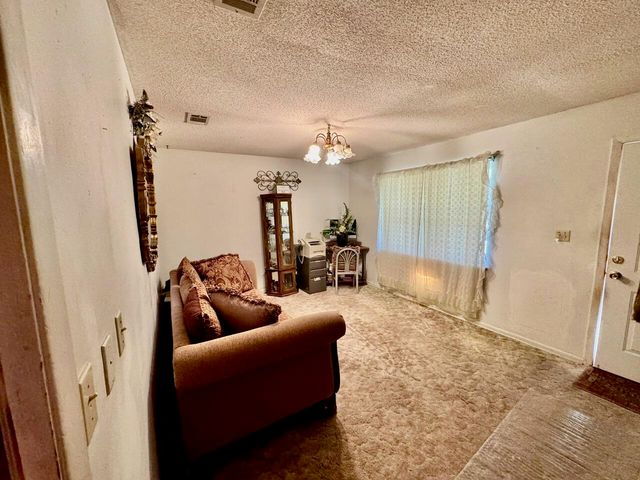 112 Oglesby Avenue, Crestview, FL 32536