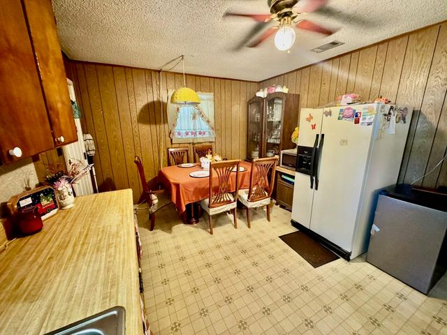 112 Oglesby Avenue, Crestview, FL 32536