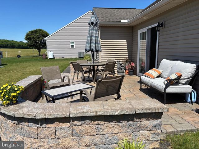 59 BLOOMFIELD DR, Ephrata, PA 17522