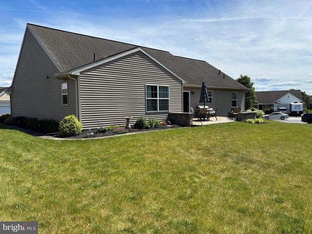 59 BLOOMFIELD DR, Ephrata, PA 17522