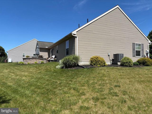 59 BLOOMFIELD DR, Ephrata, PA 17522