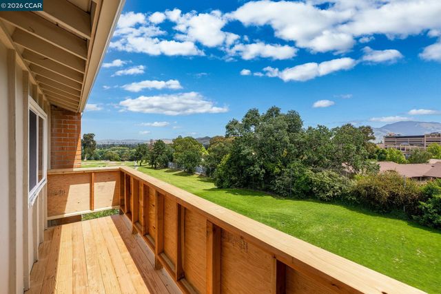 1656 Siskiyou Dr, Walnut Creek, CA 94598