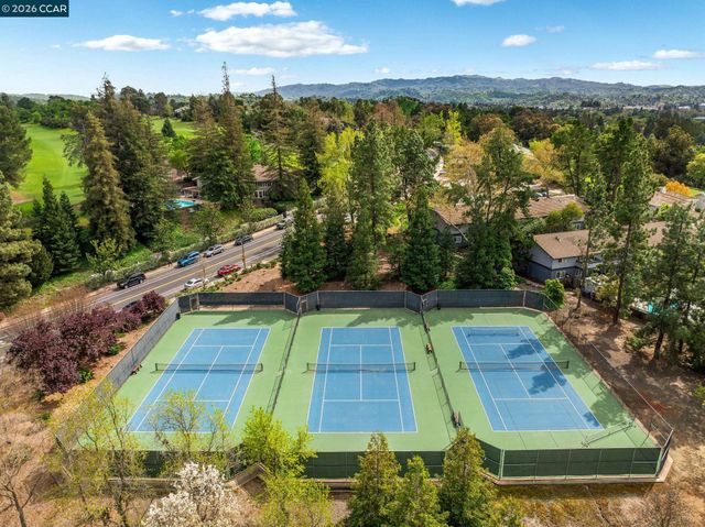 1656 Siskiyou Dr, Walnut Creek, CA 94598