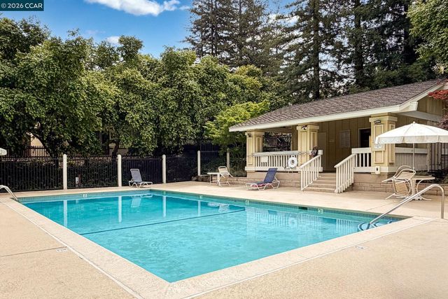 1656 Siskiyou Dr, Walnut Creek, CA 94598
