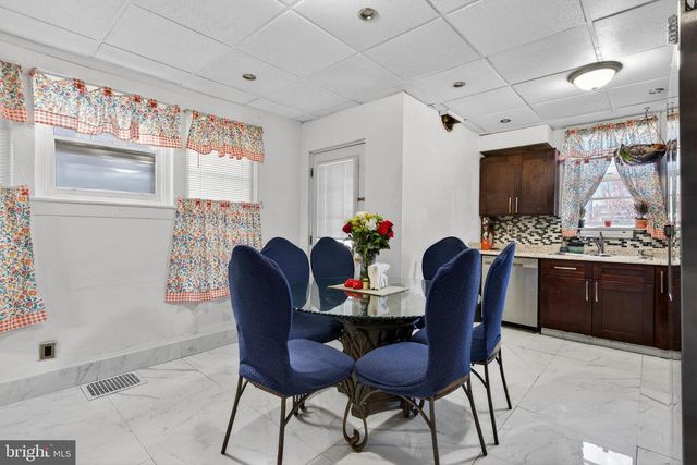 27 GRACE ST, Reading, PA 19611