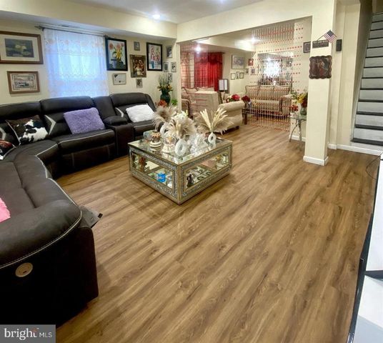 220 N 3RD ST, Millville, NJ 08332