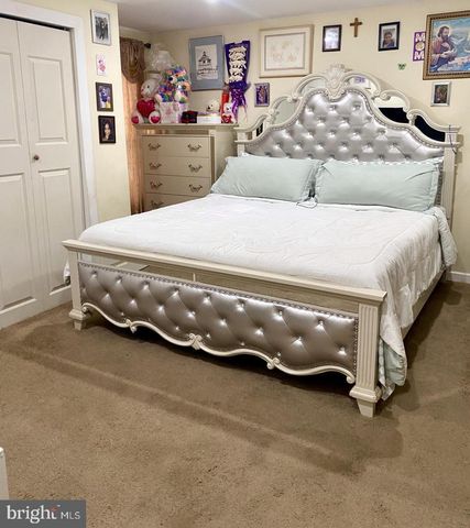 220 N 3RD ST, Millville, NJ 08332