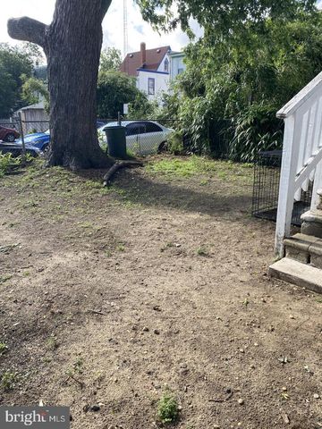 220 N 3RD ST, Millville, NJ 08332