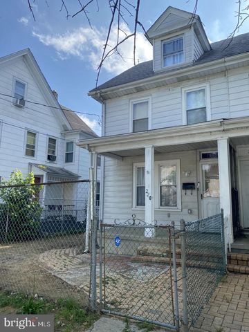 220 N 3RD ST, Millville, NJ 08332