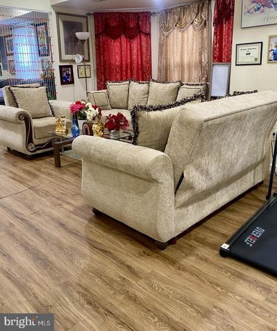 220 N 3RD ST, Millville, NJ 08332