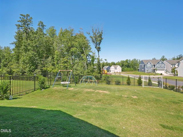 303 Bent Willow Drive, Clayton, NC 27527