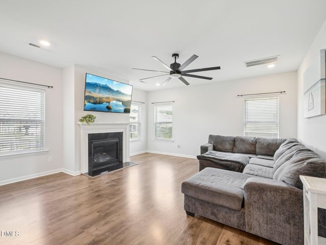 303 Bent Willow Drive, Clayton, NC 27527