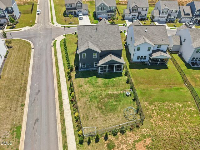 303 Bent Willow Drive, Clayton, NC 27527