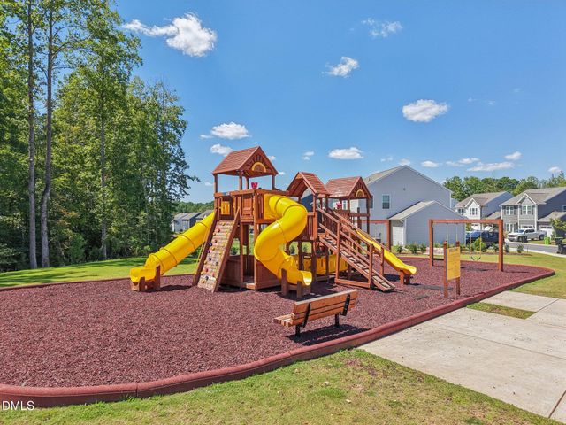 303 Bent Willow Drive, Clayton, NC 27527