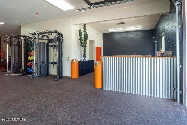 760 E American Avenue, Oracle, AZ 85623