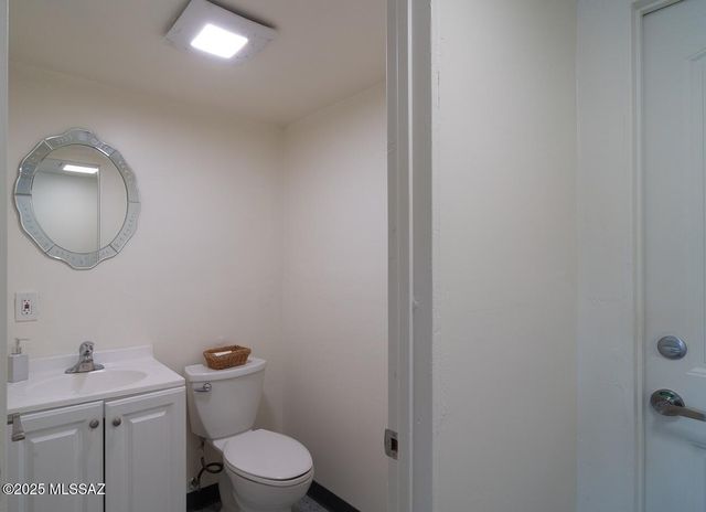 760 E American Avenue, Oracle, AZ 85623