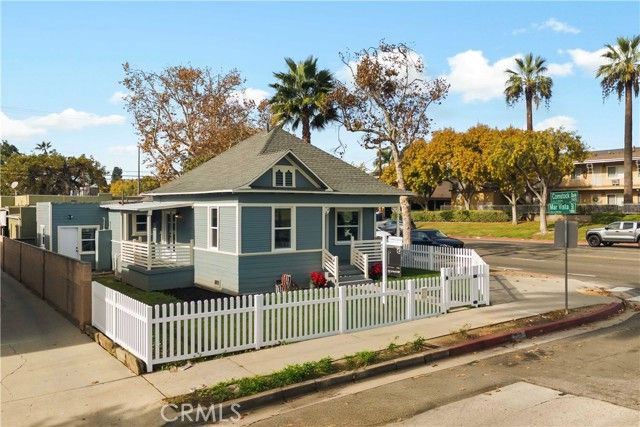 7603 Comstock, Whittier, CA 90602