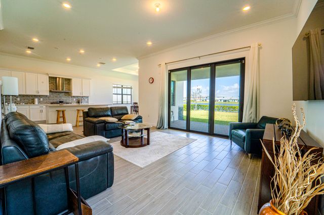 537 SE Fascino Circle, Port St. Lucie, Port St Lucie, FL 34984