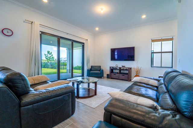 537 SE Fascino Circle, Port St. Lucie, Port St Lucie, FL 34984